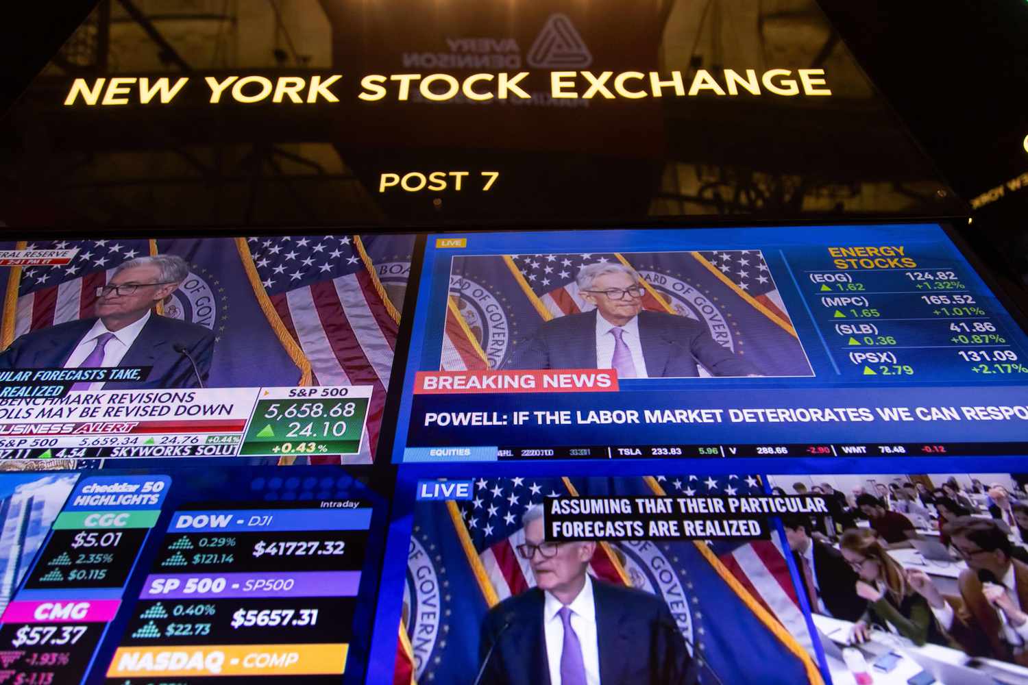 Television stations broadcast Jerome Powell, chairman of the US Federal Reserve, speaking after a Federal Open Market Committee (FOMC) meeting on the floor of the New York Stock Exchange (NYSE) in New York, US, on Wednesday, Sept. 18, 2024. 