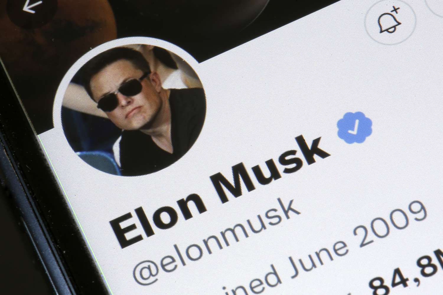 Elon Musks's twitter profile