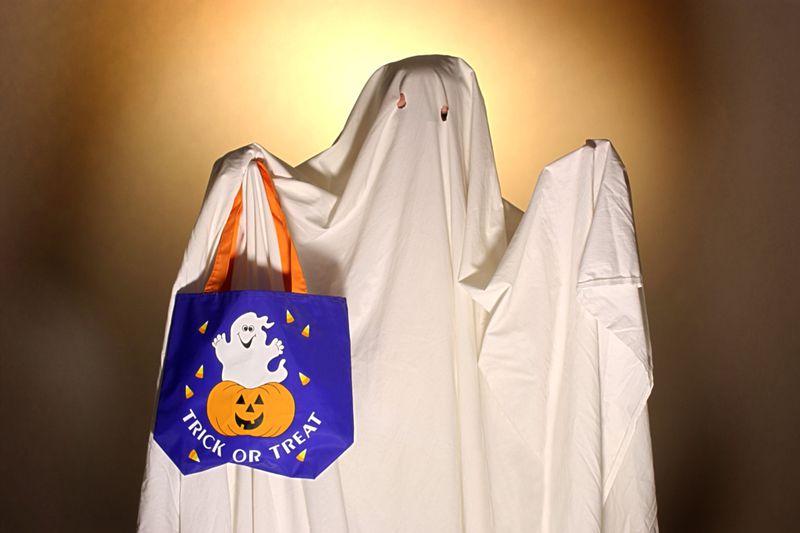 Halloween ghost costume for kids