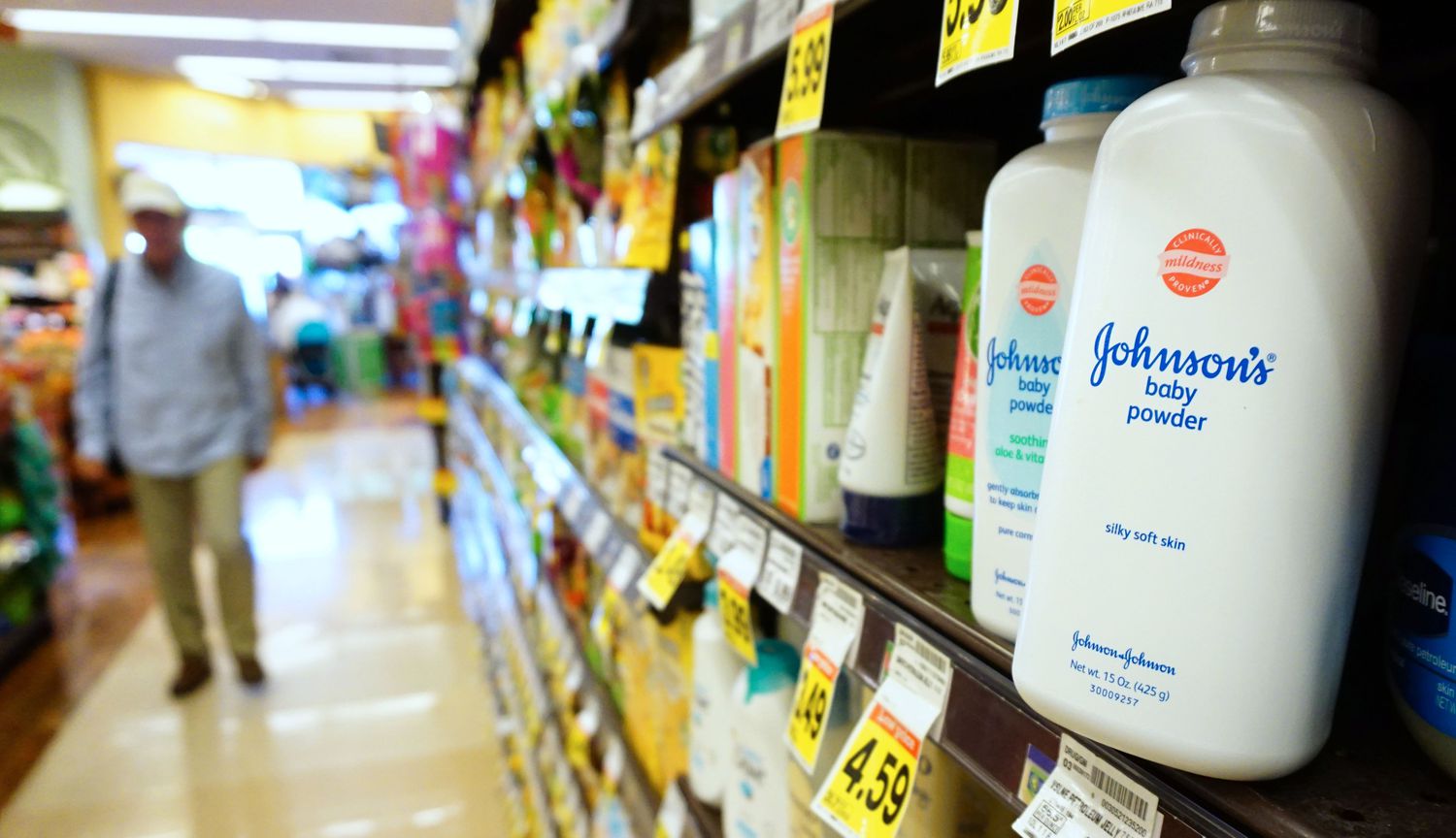 Johnson & Johnson baby powder 