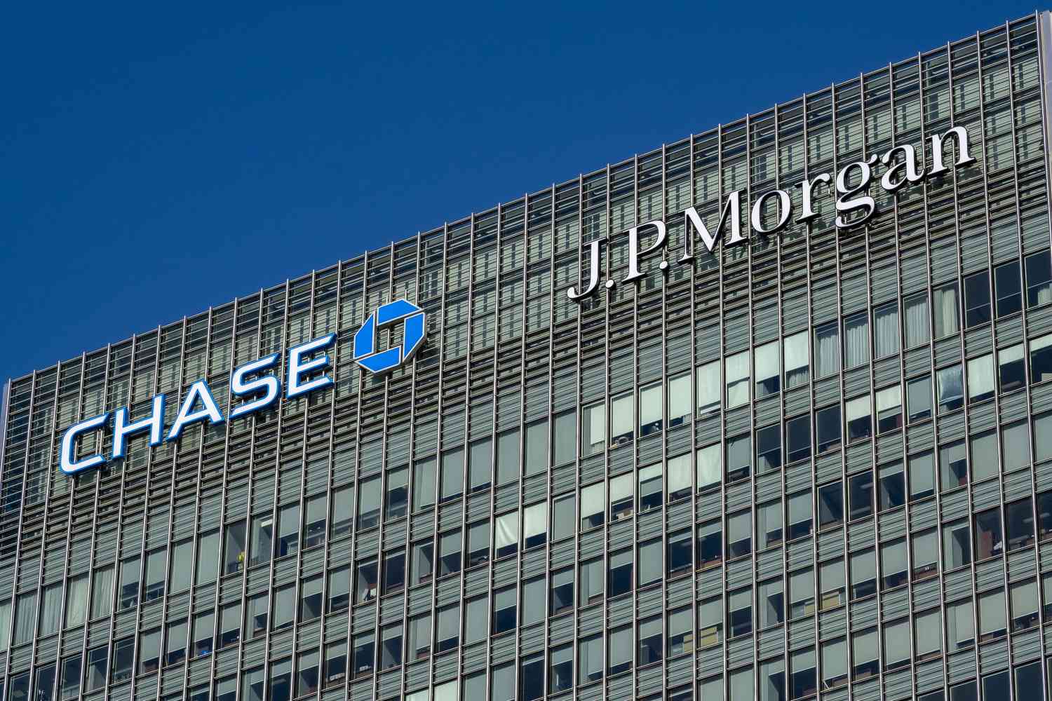 JPMorgan Chase bank headquarters building in London
