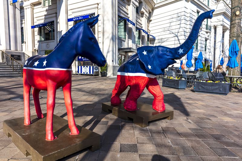 Democratic Mule and Republican Elephant statues symbolize American 2-part Political system in front of Willard Hotel.