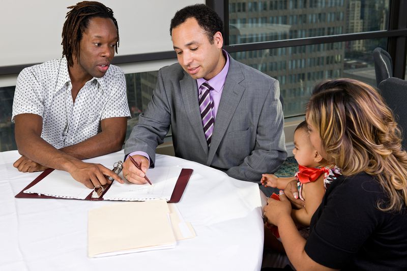 Financial Planner Discusses College With Family