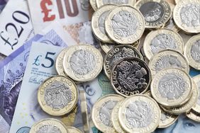 Pound Coins and Bank Notes