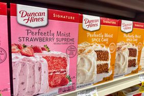 Duncan Hines Cake Mixes in Strawberry and Spice Flavors