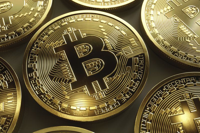 Bitcoin cash and Bitcoin gold