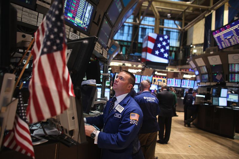 World Markets Drop Sharply Over Renewed Worries Over Greece