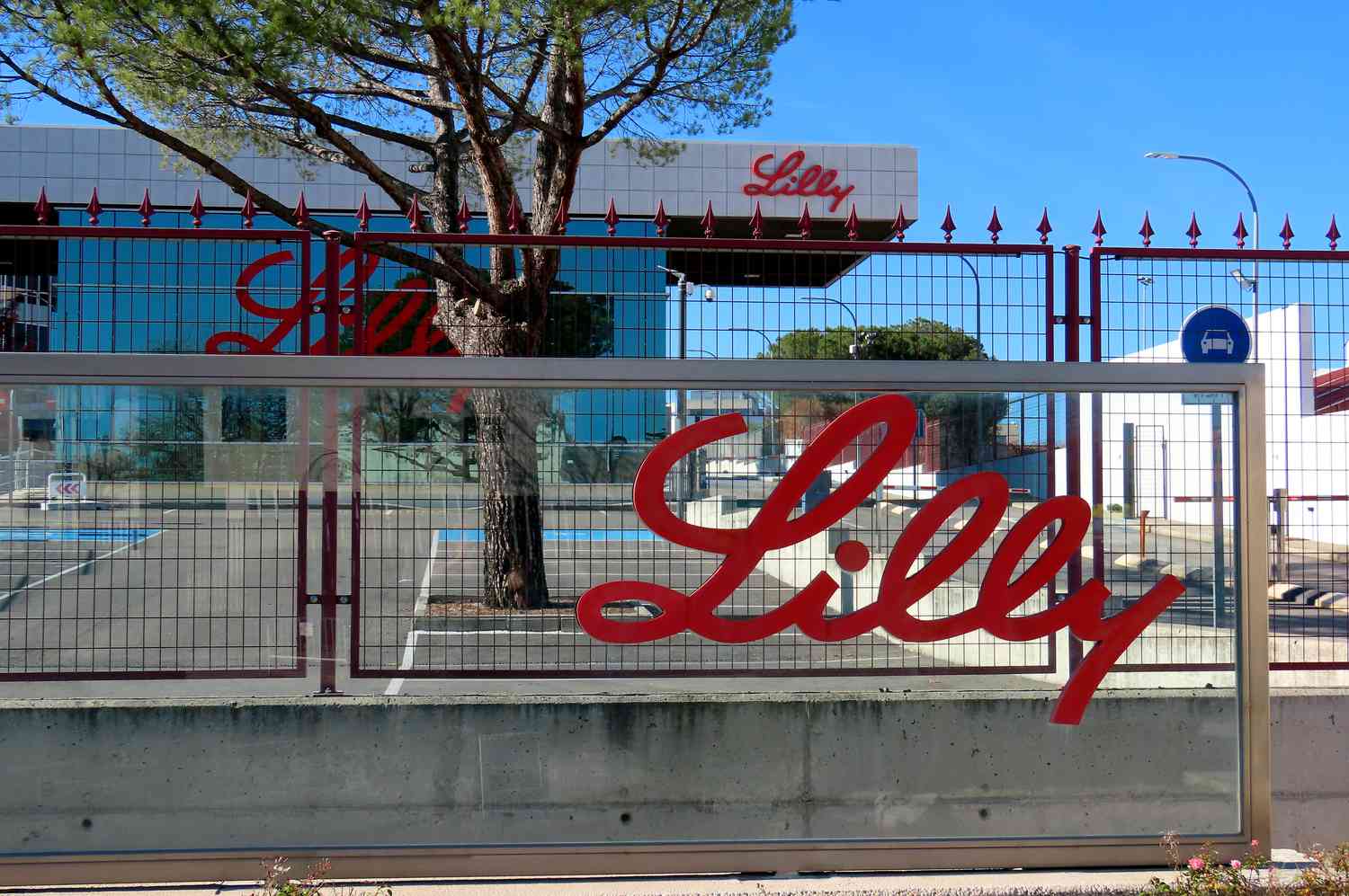 Eli Lilly