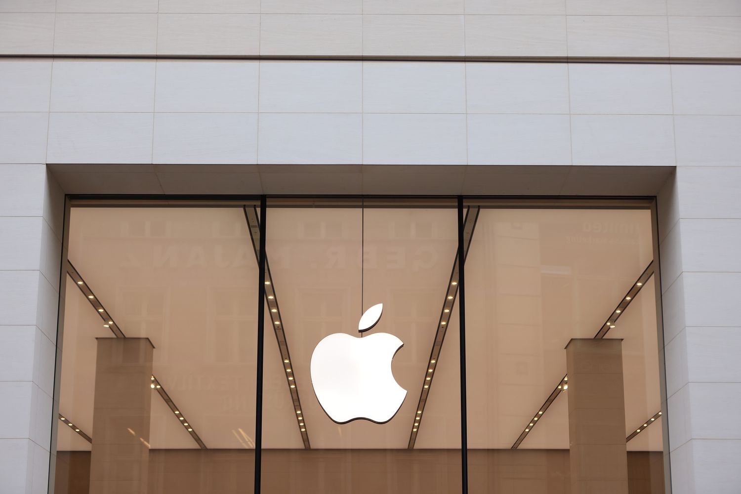 An Apple store location.