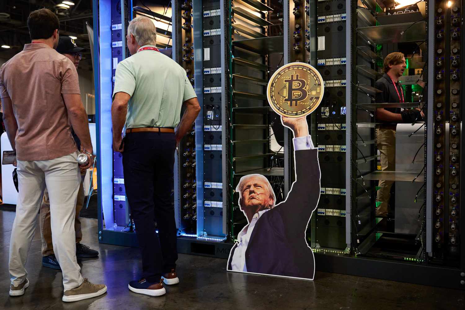 A cutout of US President Donald Trump holding a Bitcoin token at the Moonshots booth during the Bitcoin 2025 conference in Las Vegas, Nevada, US, on Tuesday, May 27, 2025. 