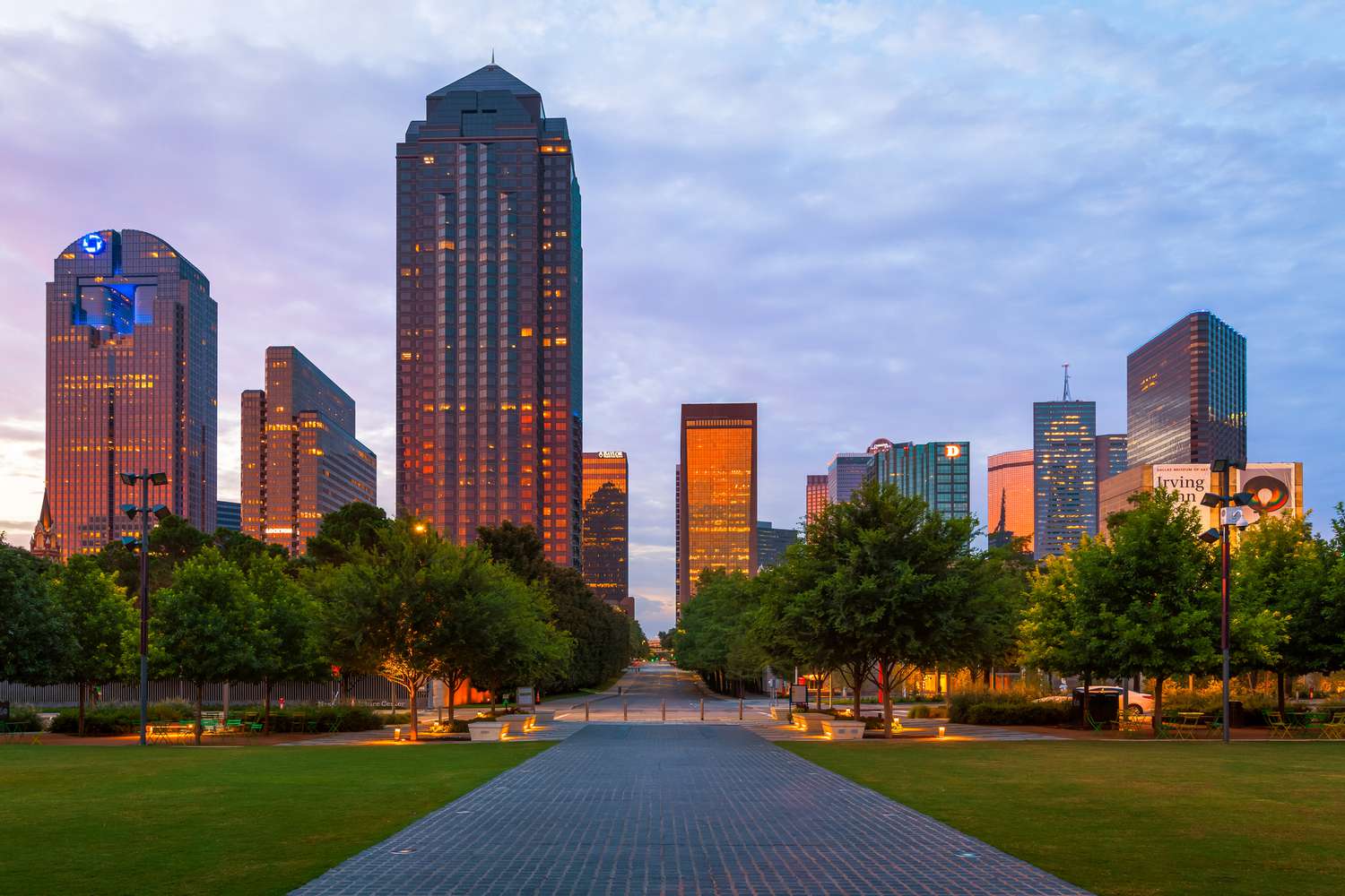 Dallas Skyline, Klyde Warren Park, Sunset, Dallas, Texas, America