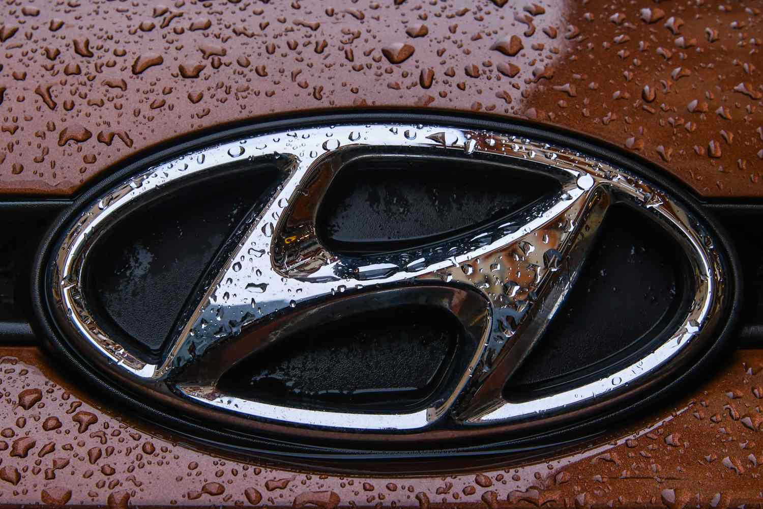 Hyundai car logo