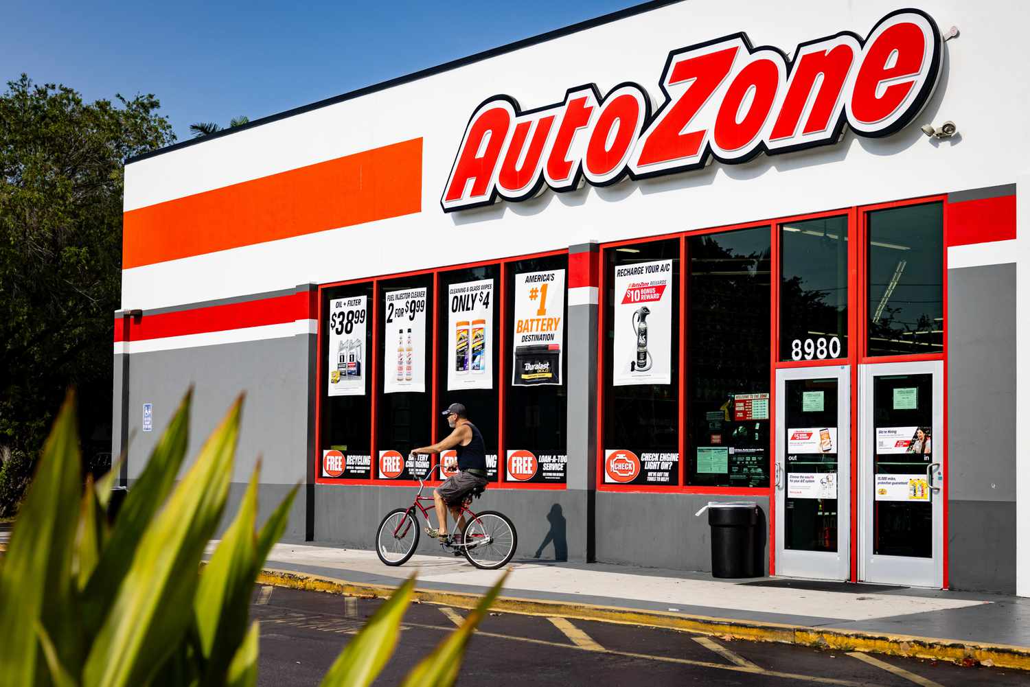 The front of an AutoZone store