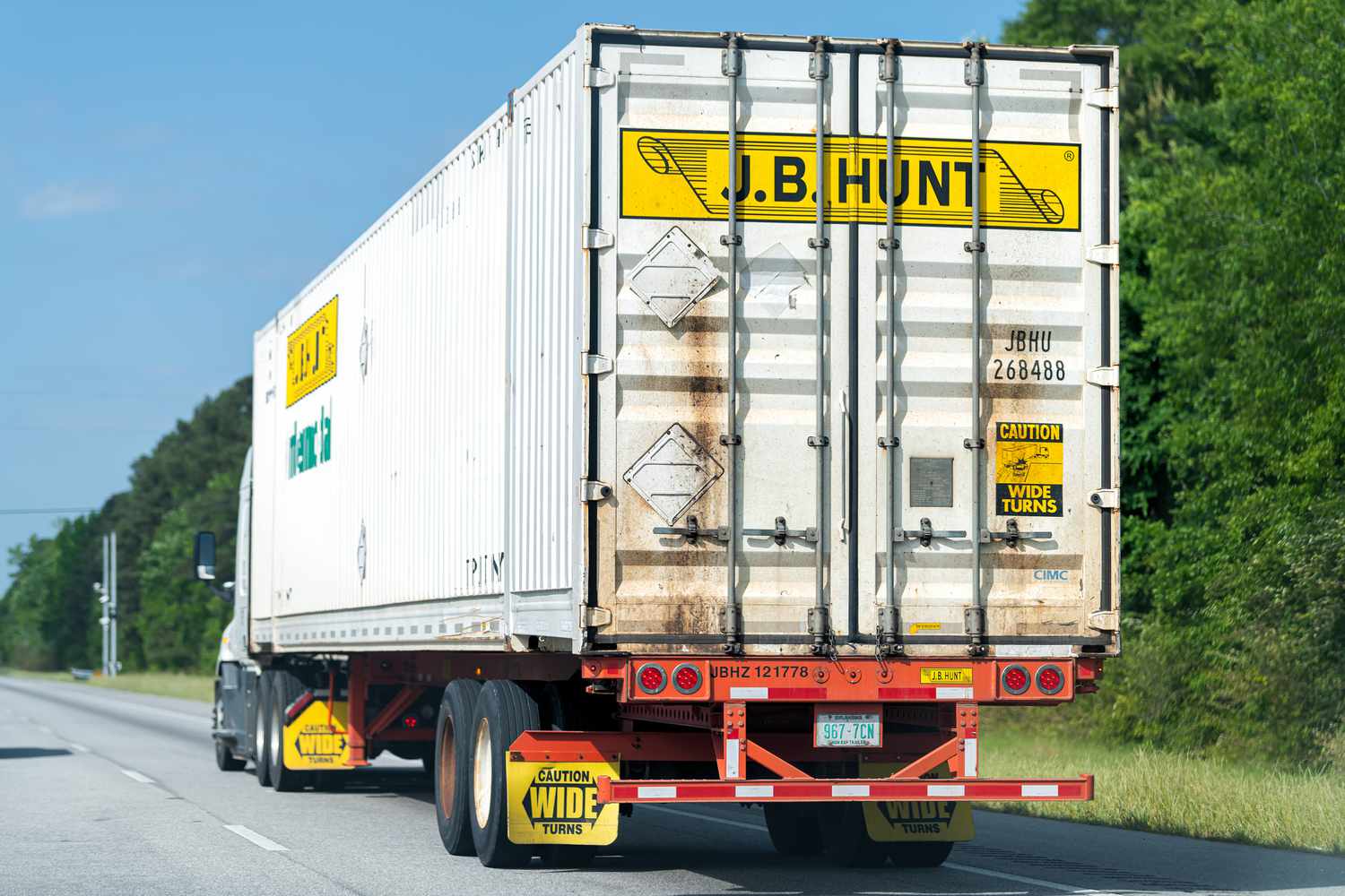 J.B. Hunt cargo