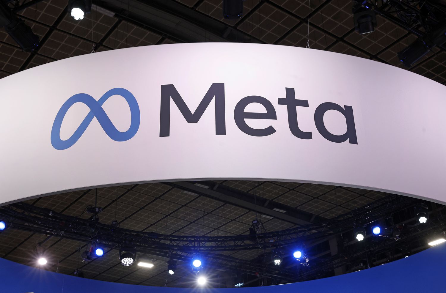 Meta logo