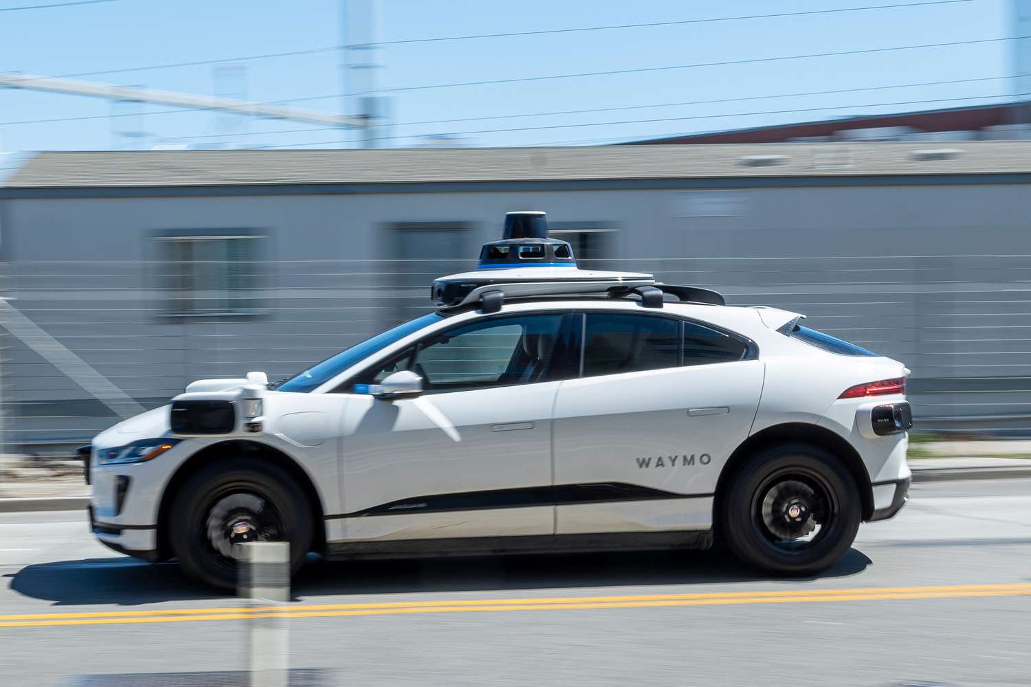 Waymo autonomous taxi in San Francisco