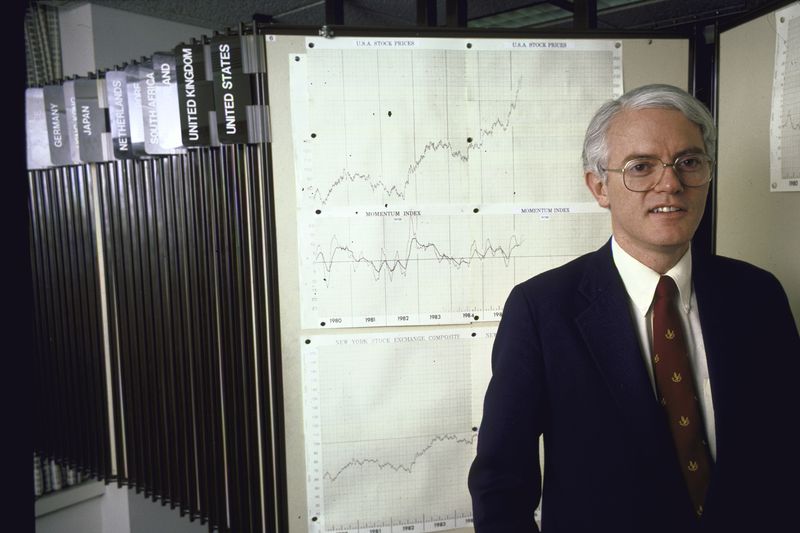 Peter Lynch