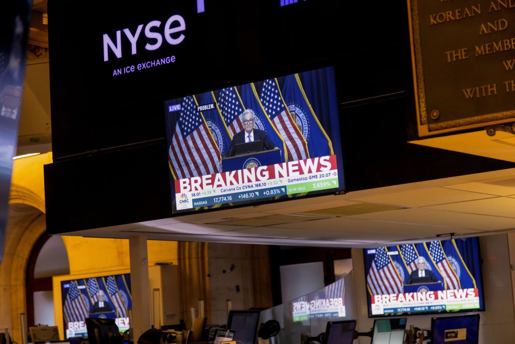 A television station broadcasts Jerome Powell, chairman of the US Federal Reserve, speaking after a Federal Open Market Committee (FOMC) meeting on the floor of the New York Stock Exchange (NYSE) in New York, US, on Wednesday, Sept. 18, 2024. 