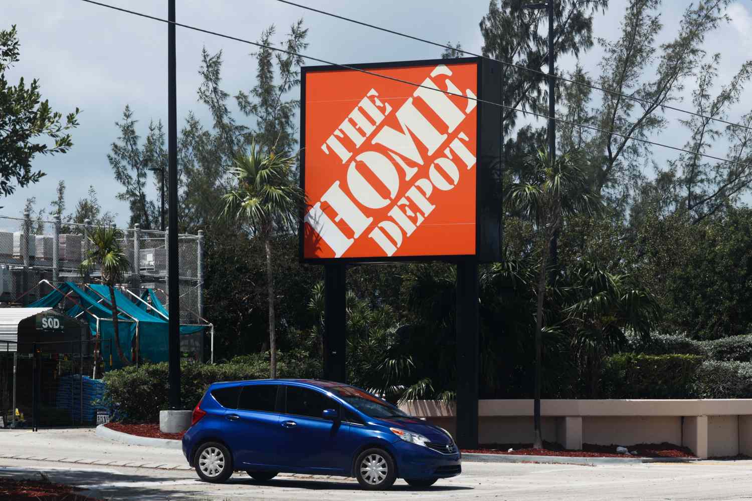 Home Depot logo