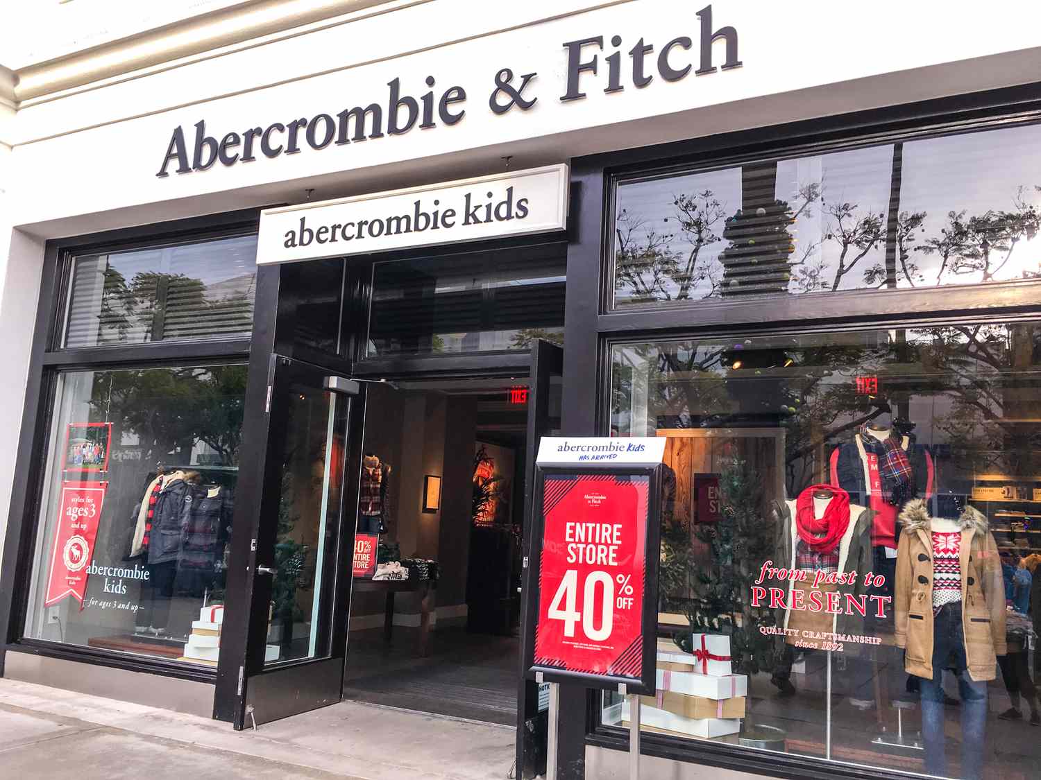 Abercrombie & Fitch store