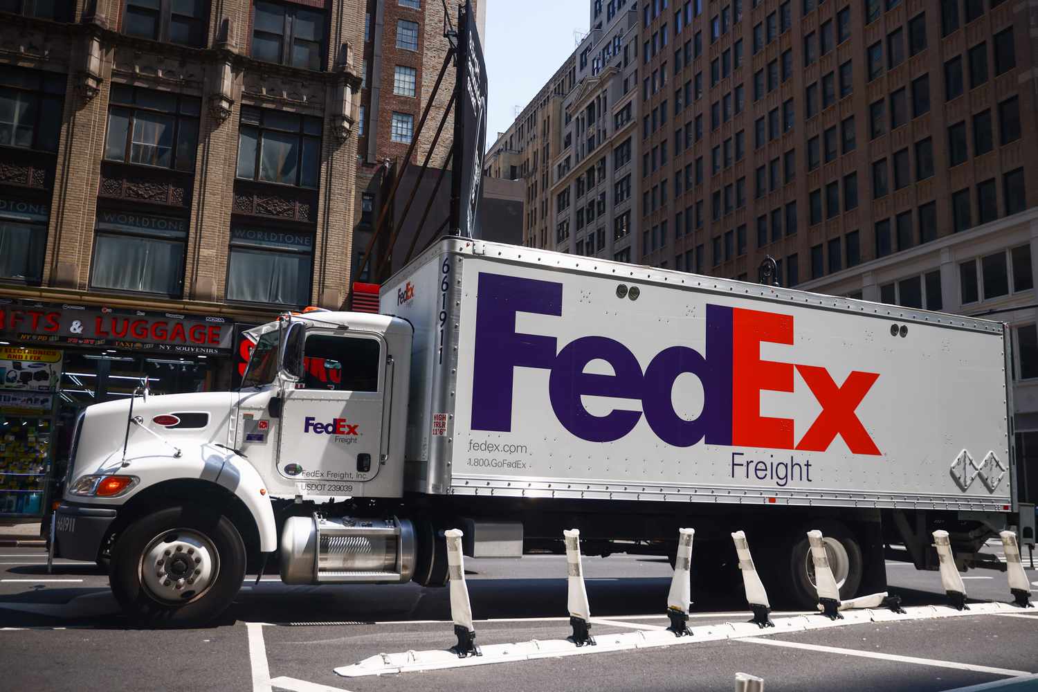 FedEx truck