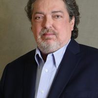 Head shot of Rob Urban