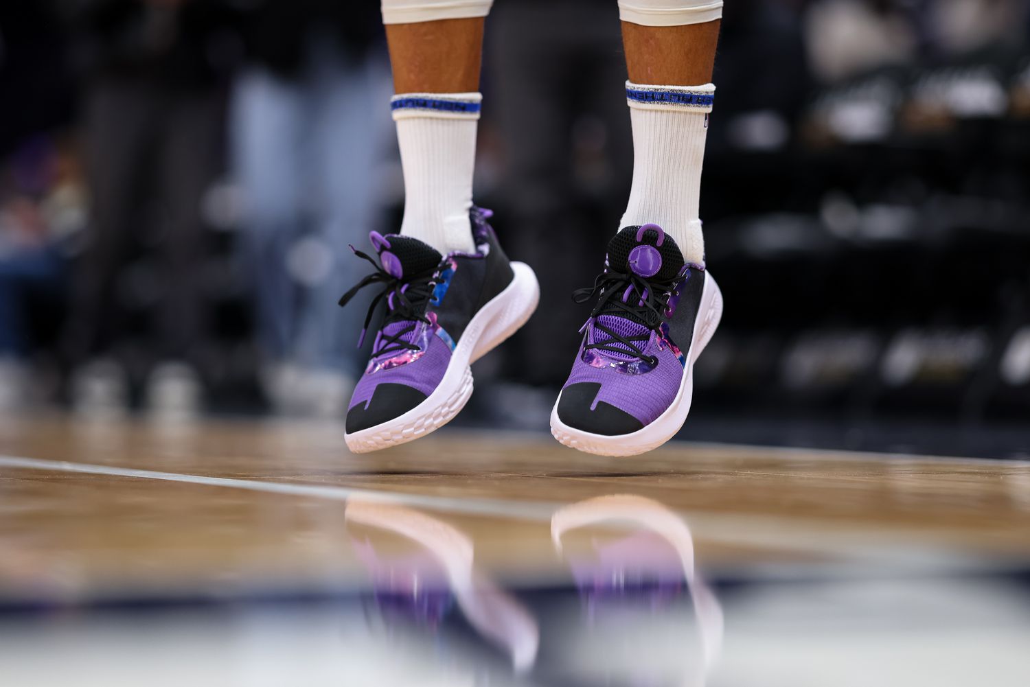 Stephen Curry's Under Armour shoes during a game in Washington, D.C., on Nov. 4. 