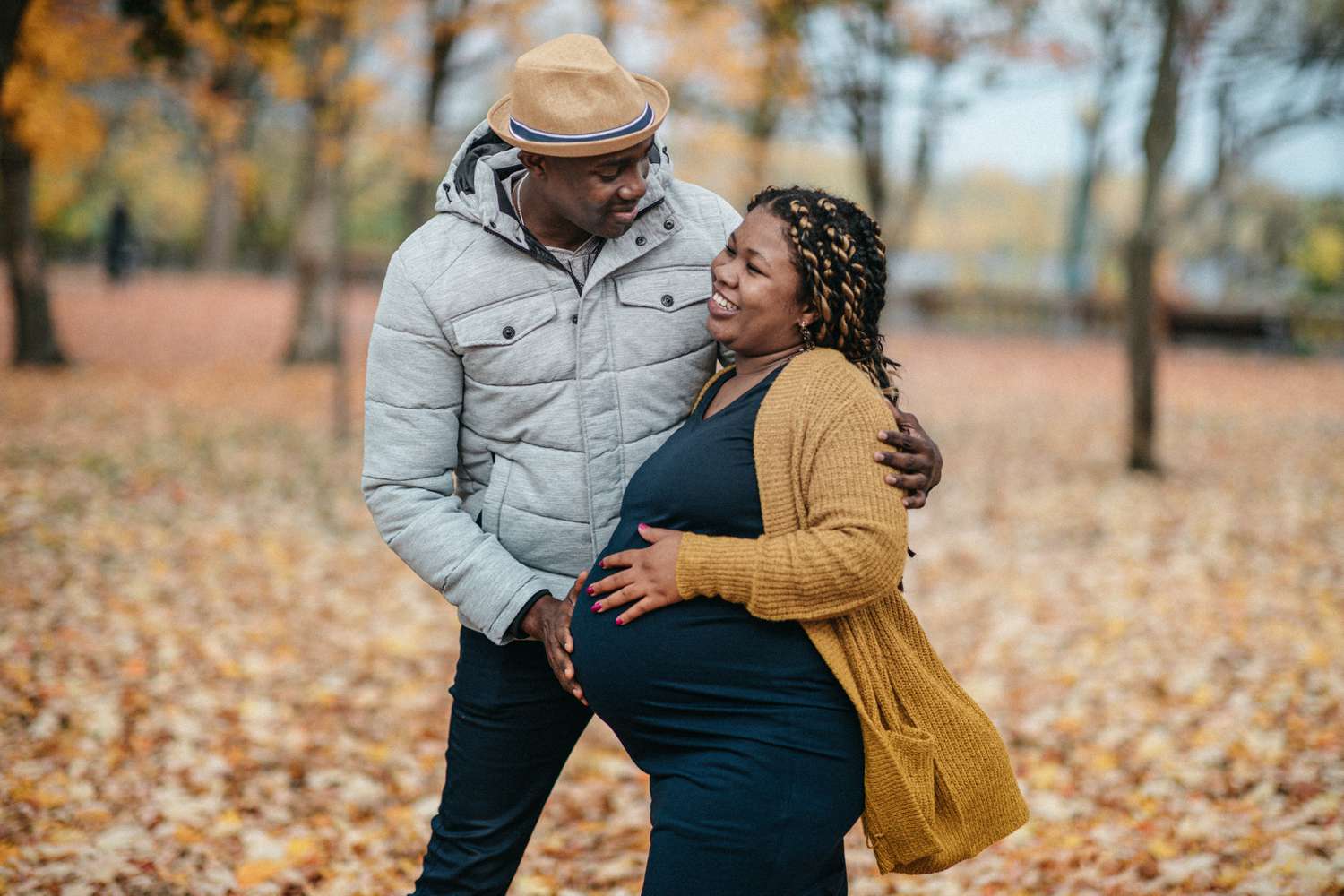 African American couple expecting a baby.