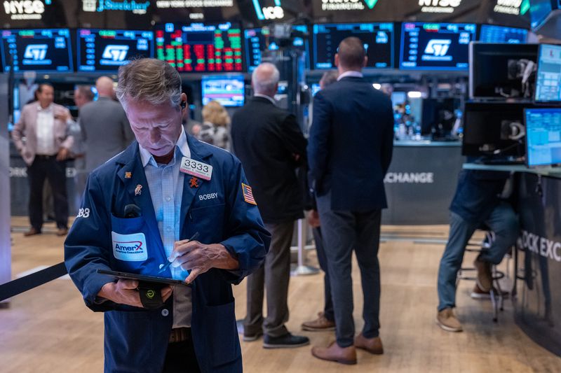 Traders on the floor of the stock exchange