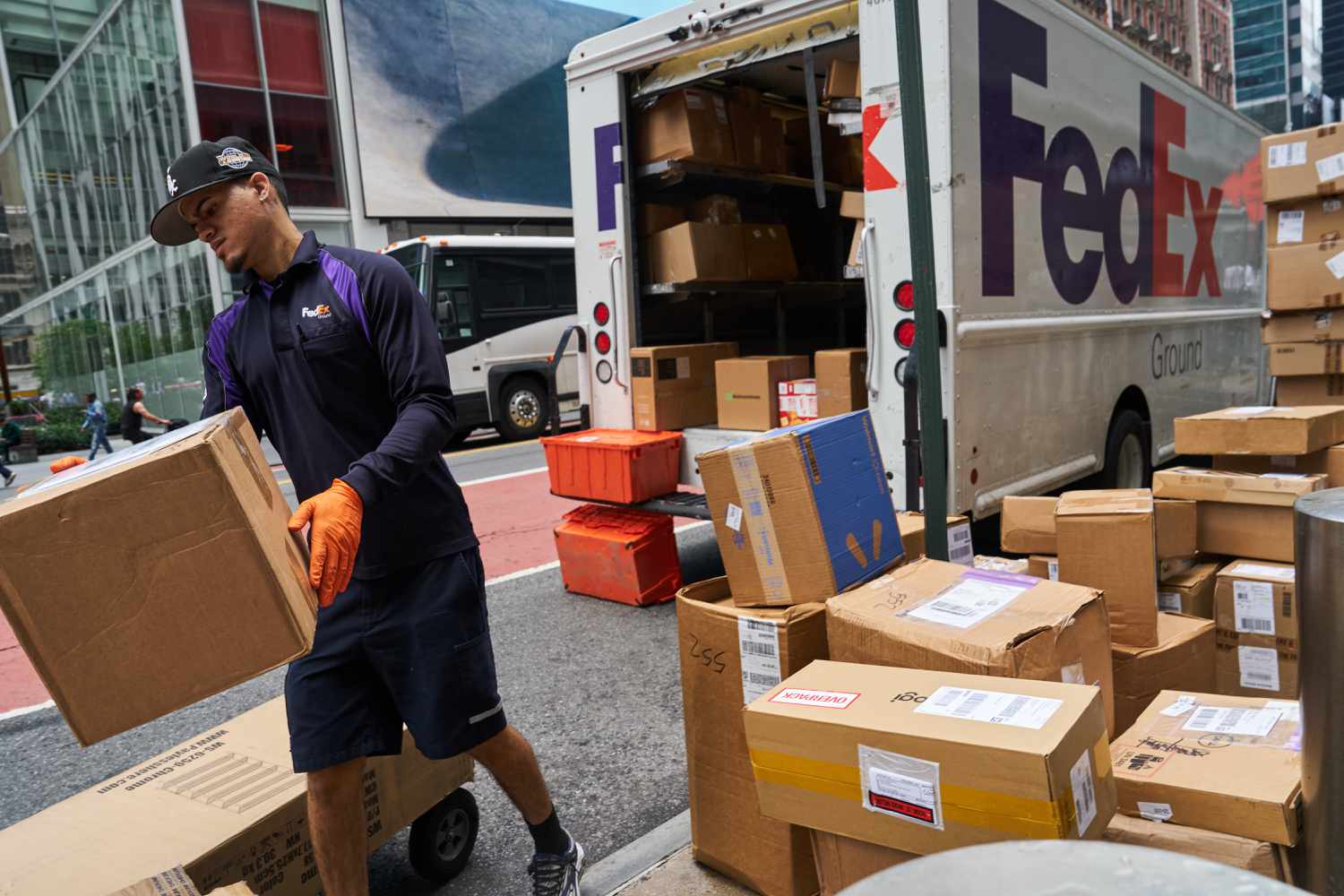 FedEx