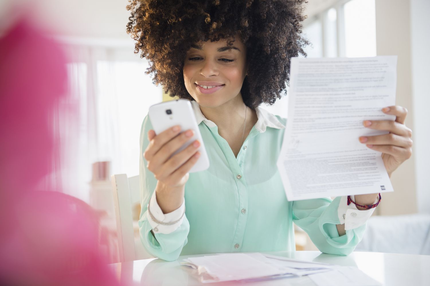 A person paying a bill through an app.