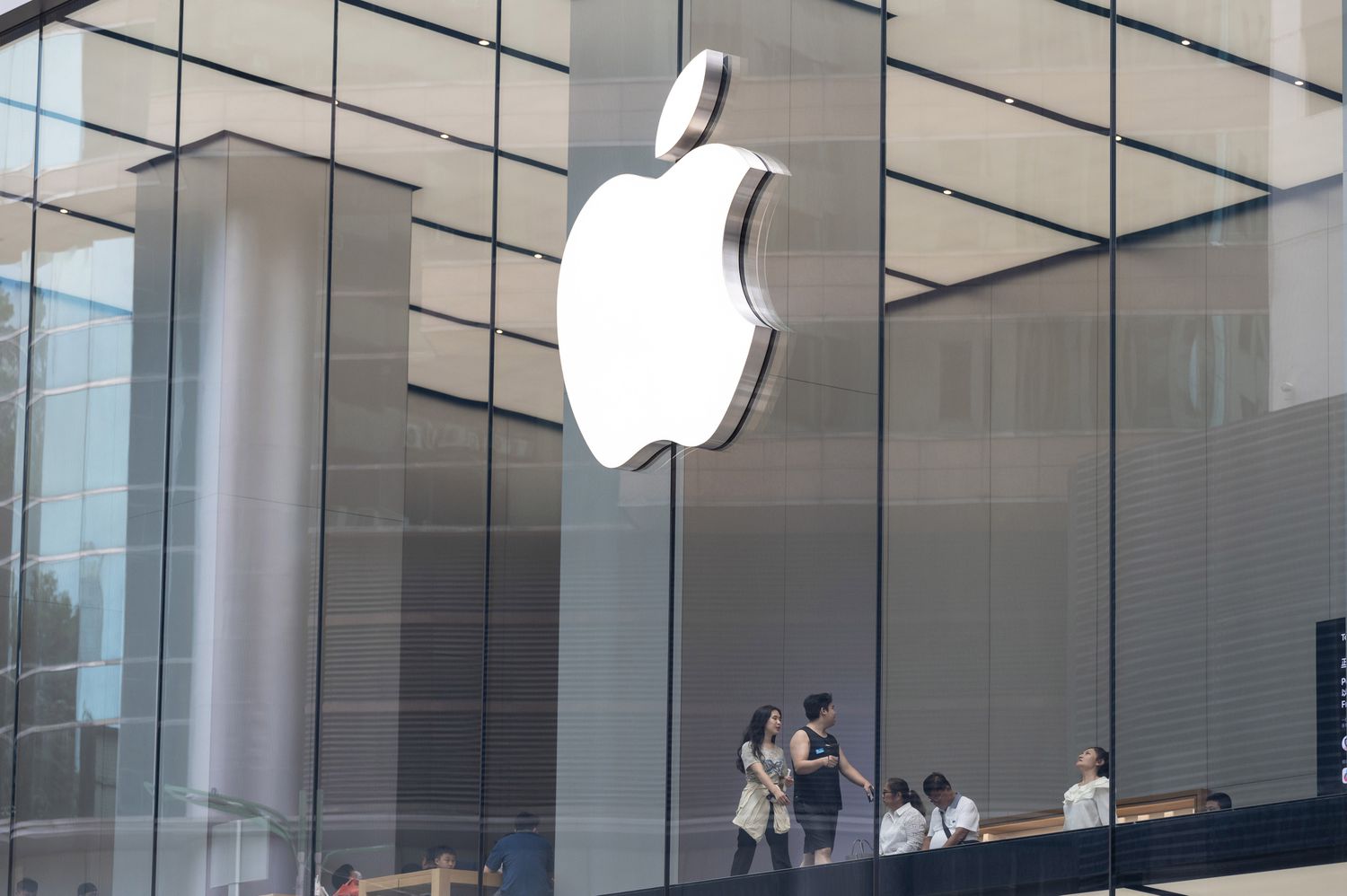 Apple store.