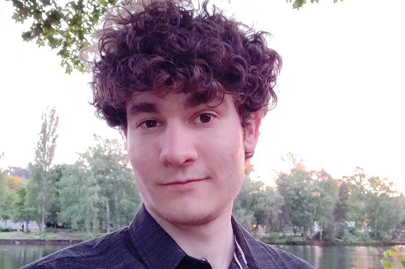 Robintrack creator Casey Primozic