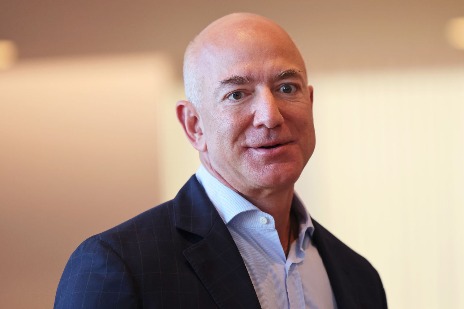 Amazon founder Jeff Bezos arrives for his meeting with British Prime Minister Boris Johnson at the UK diplomatic residence on Sept. 20, 2021 in New York City. 