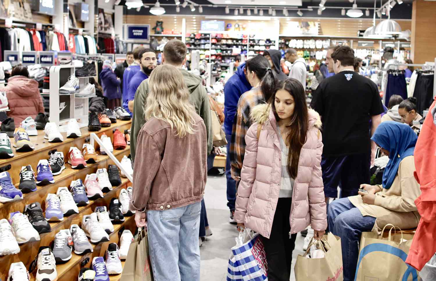 customers visit the American Mall dream mall during Black Friday
