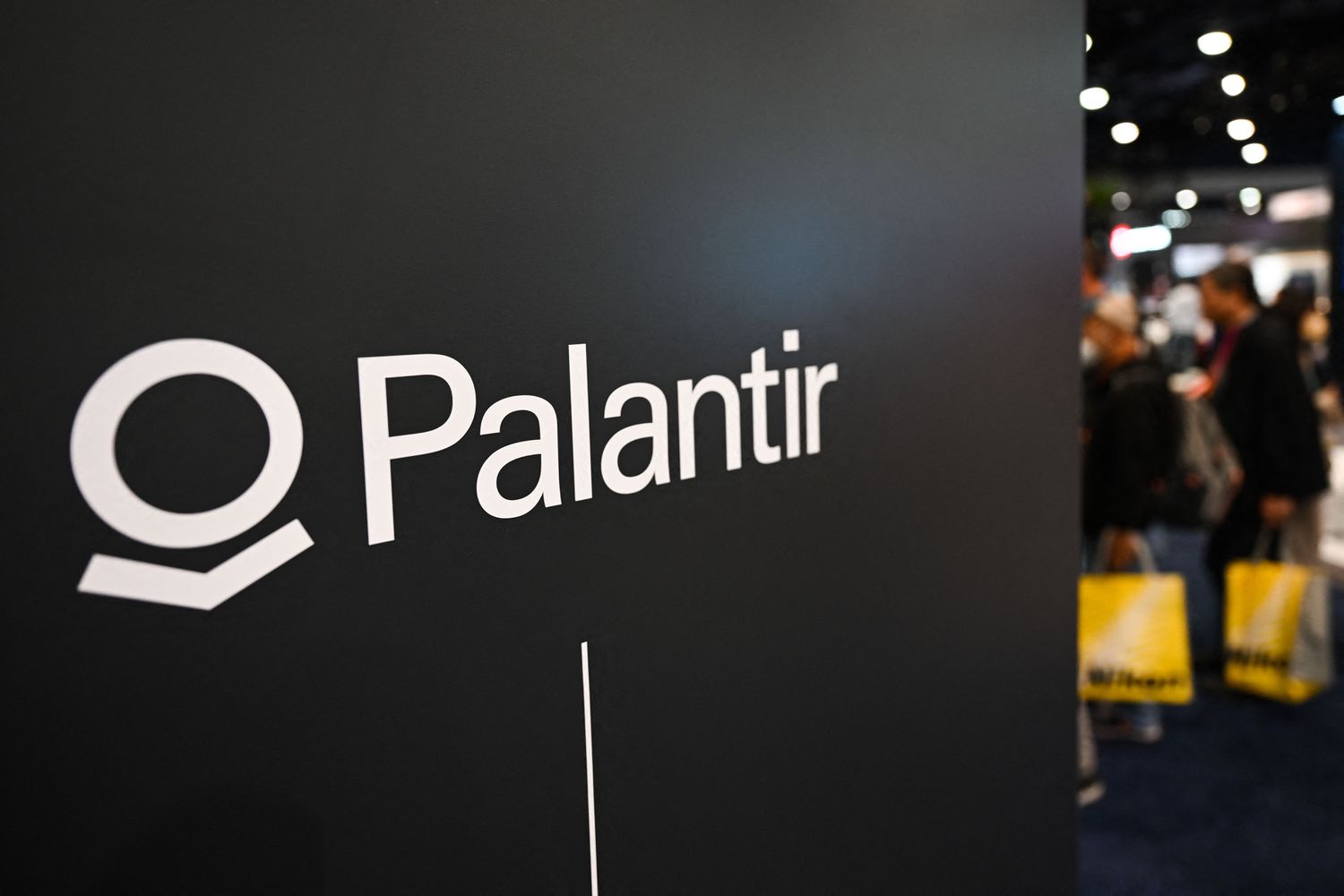 Palantir Technologies logo