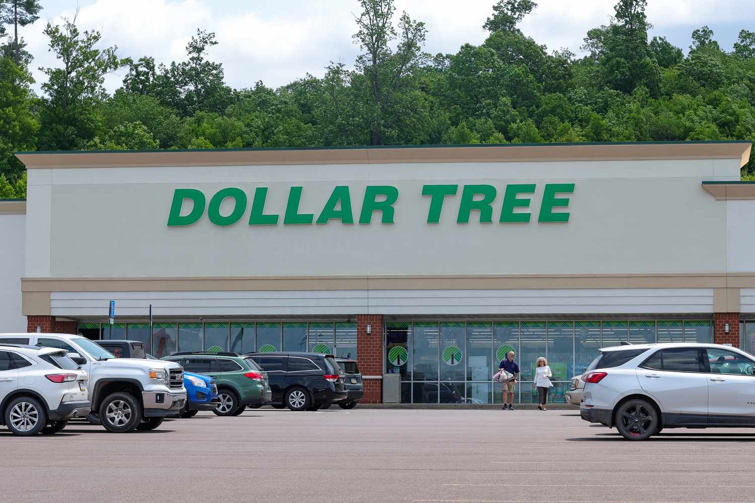 An exterior view of a Dollar Tree store at the Buckhorn Plaza in Bloomburg, Penn.