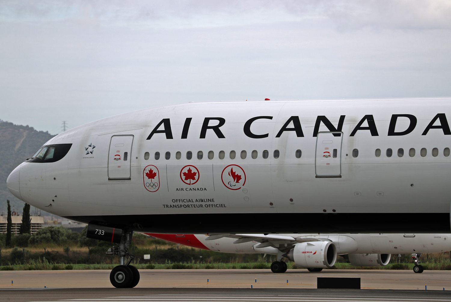 Air Canada Boeing 777-333(ER) 