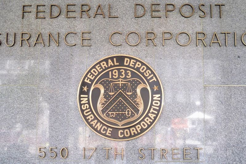Seal of the FDIC, the government agency responsible for insuring bank deposits.