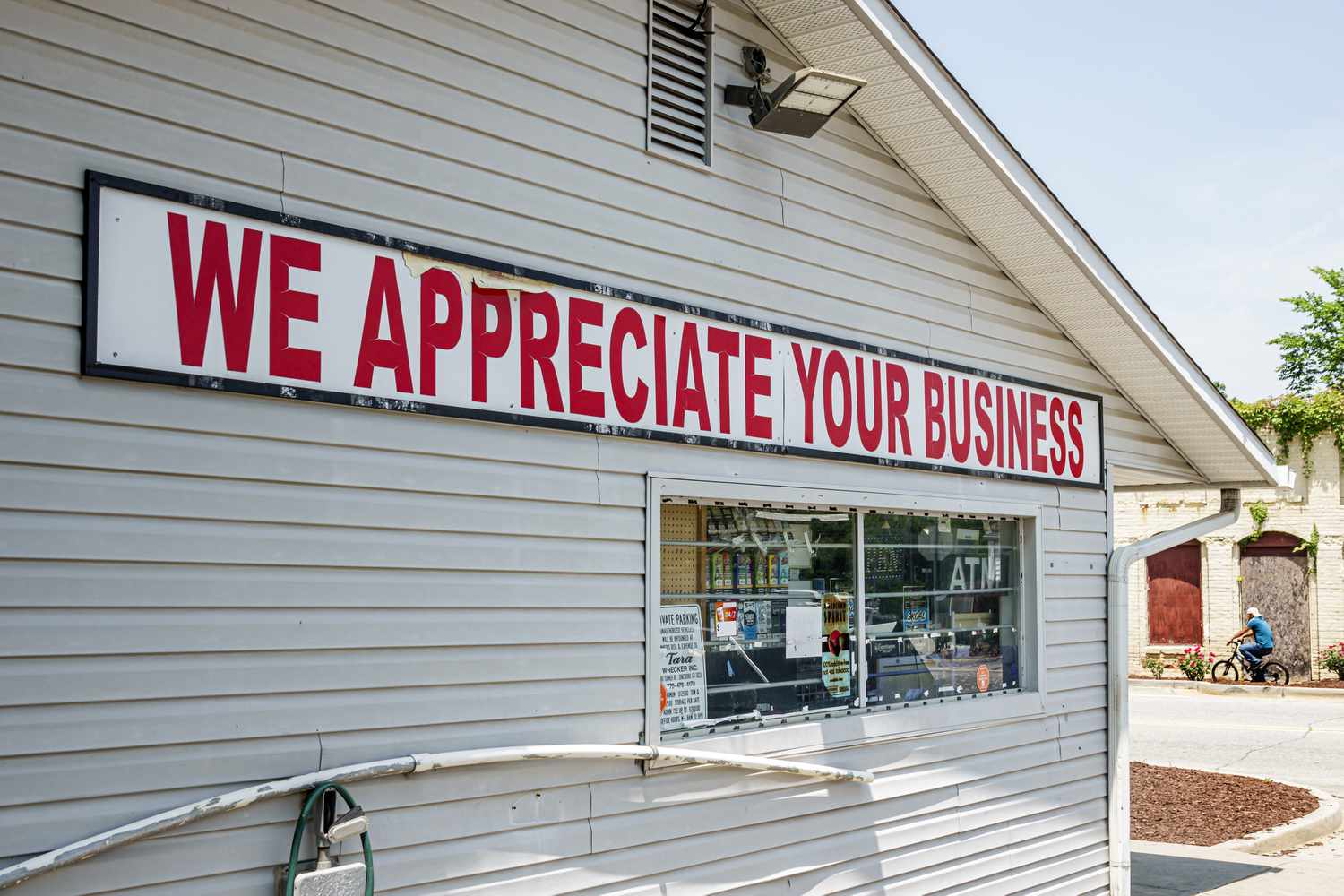Small business in Hampton, Georgia. 