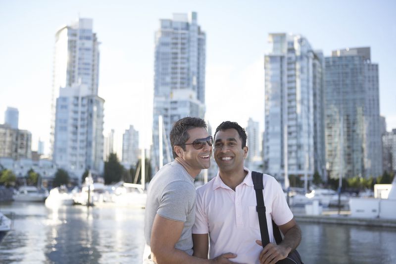 Couple sightseeing in Coal Harbour, Vancouver