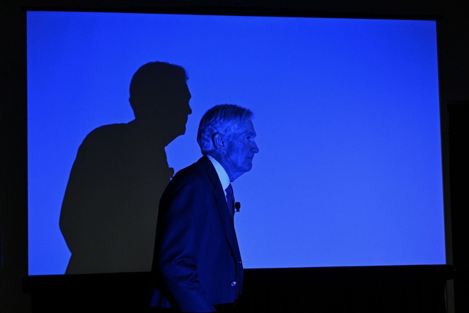 US Federal Reserve Chair Jerome Powell arrives to speak on the economy during the 2025 annual conference of the Society for Advancing Business Editing and Writing, in Arlington, Virginia, on April 4, 2025.