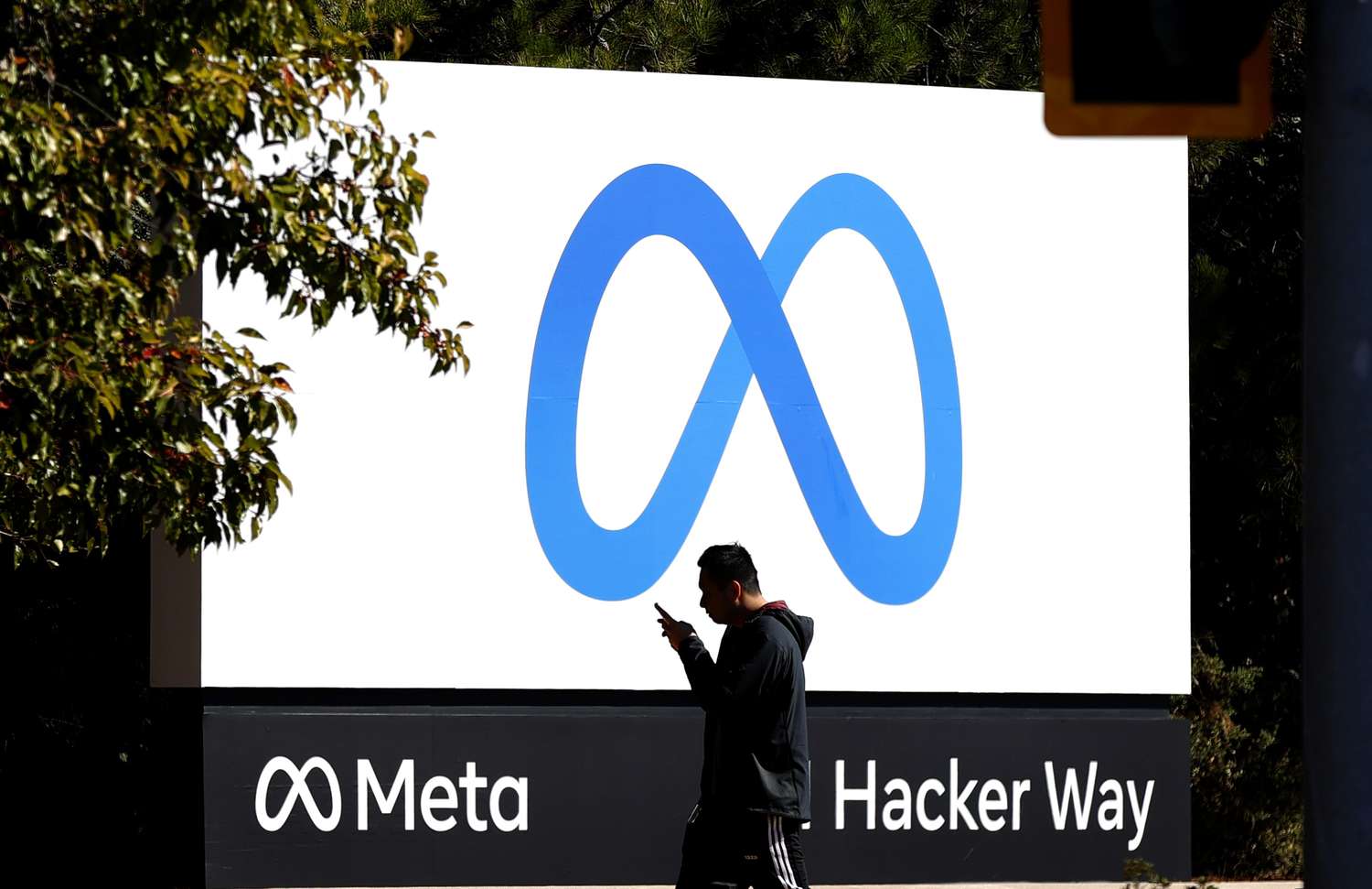 Meta sign