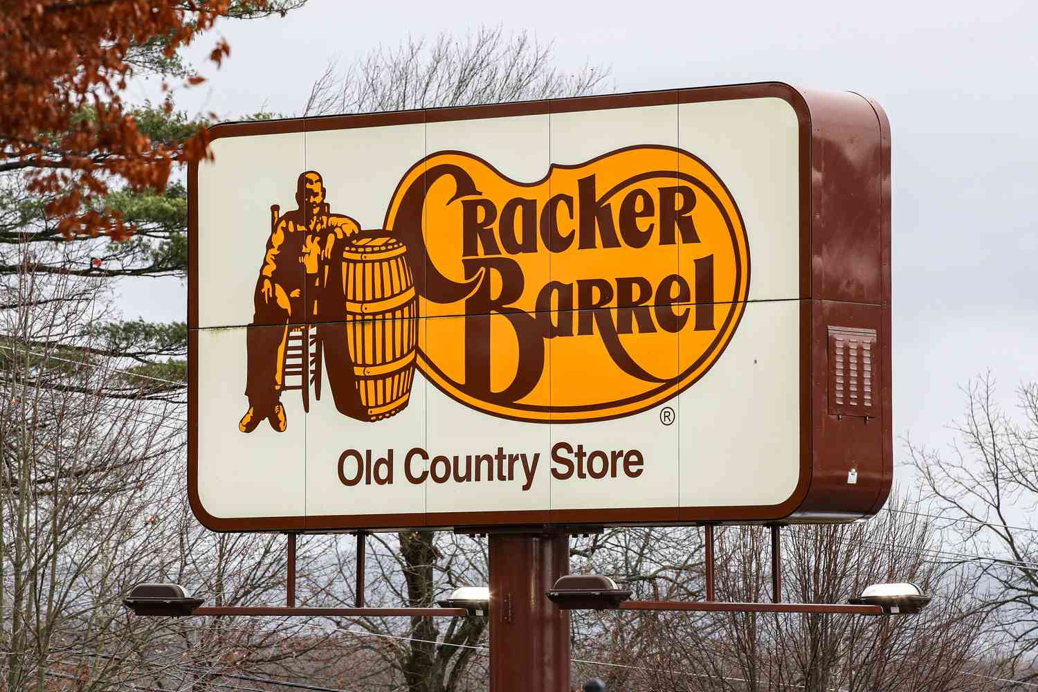 Cracker Barrel Old Country Store sign