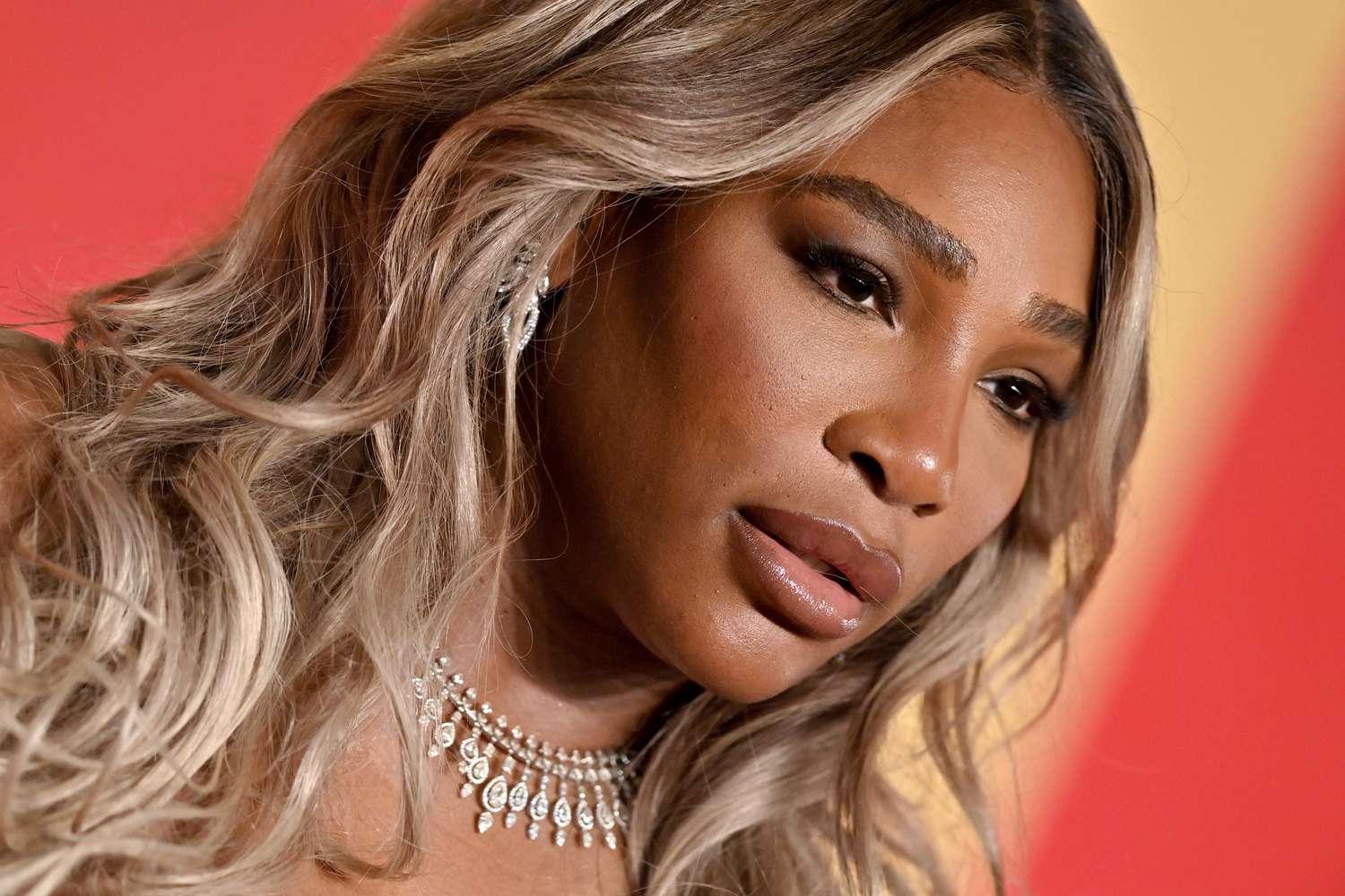 Serena Williams attends the 2024 Vanity Fair Oscar Party hosted by Radhika Jones at Wallis Annenberg Center for the Performing Arts on March 10, 2024 in Beverly Hills, California.