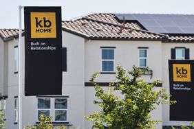 KB Home signs