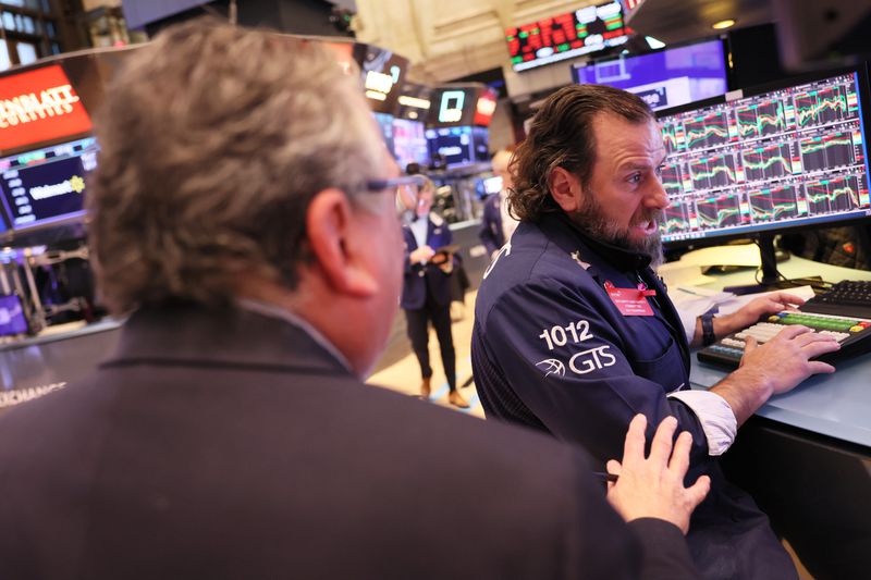 Traders on the floor of the New York Stock Exchange