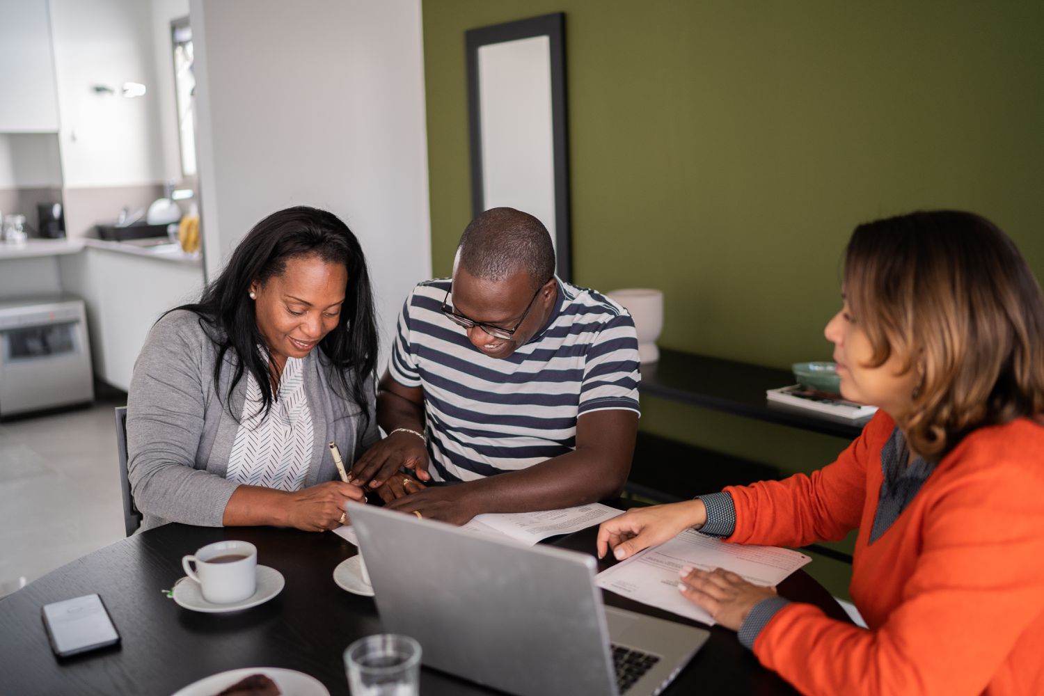 Couple applies for a dry loan