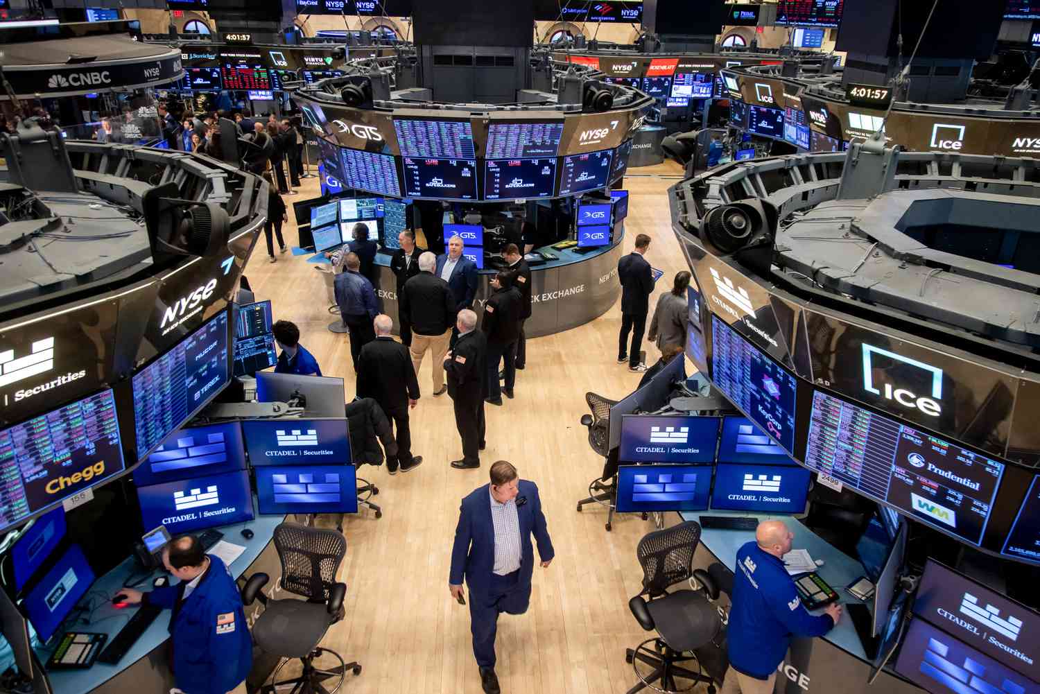 Traders work on the floor of the New York Stock Exchange