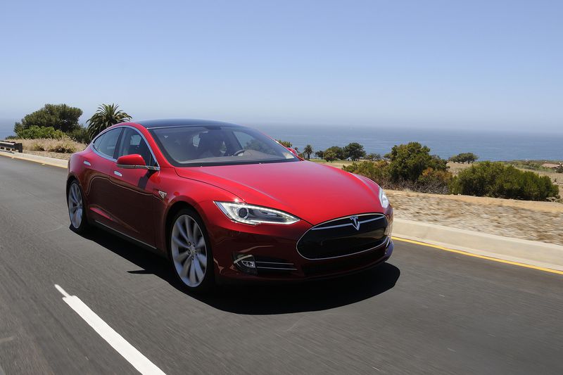 -1-TESLA.jpg